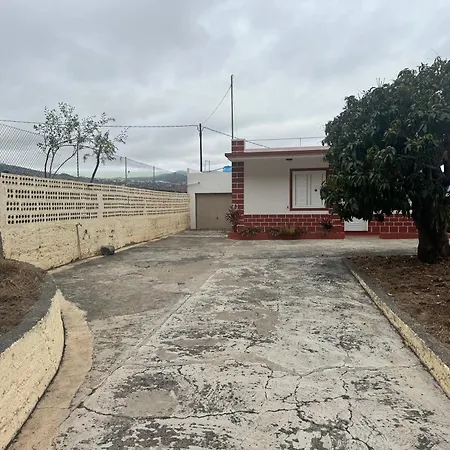 Casa Amagar تيخارافي